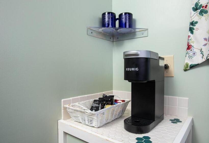 فندق صغير Strong House Inn