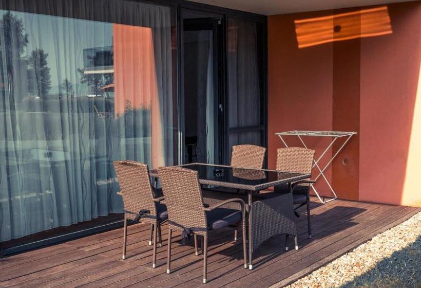 Bl Yachtclub & Apartments