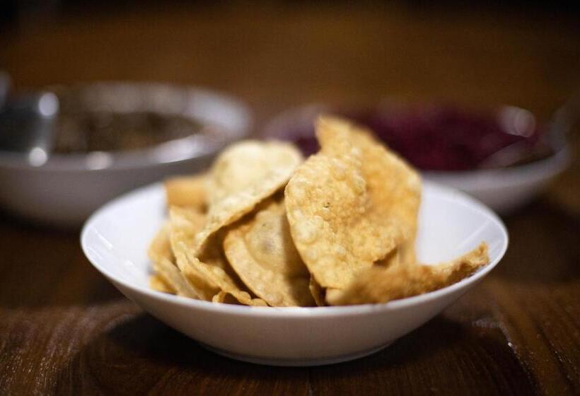 Отель Welikande Yoga Retreats