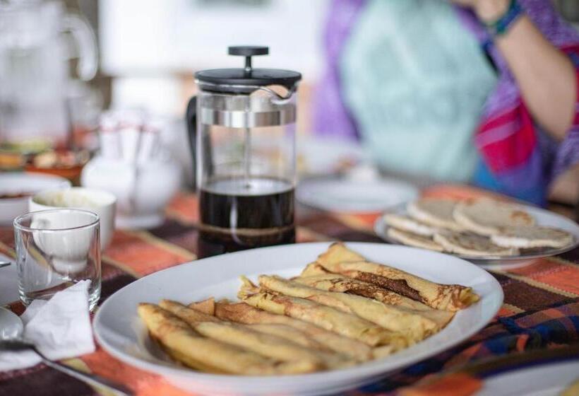 Отель Welikande Yoga Retreats