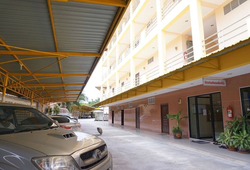 Jirasin Hotel & Apartment