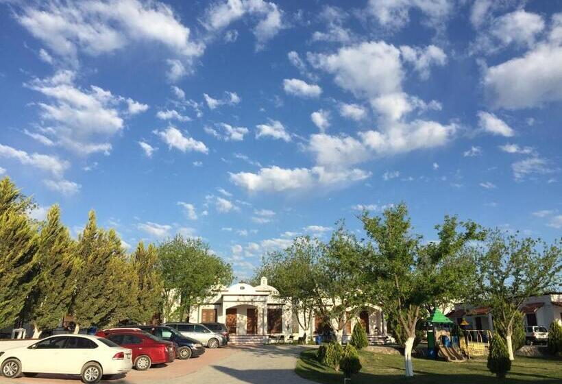 La Ilusión Hotel Campestre Y Balneario