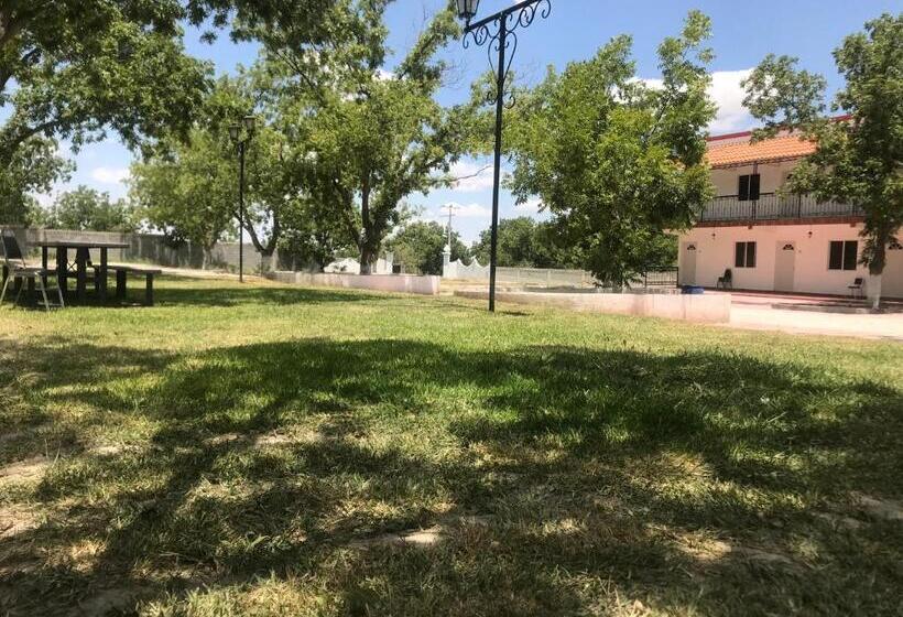 La Ilusión Hotel Campestre Y Balneario