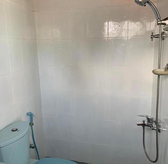 פנסיון Airy Dale Villa And Guesthouse