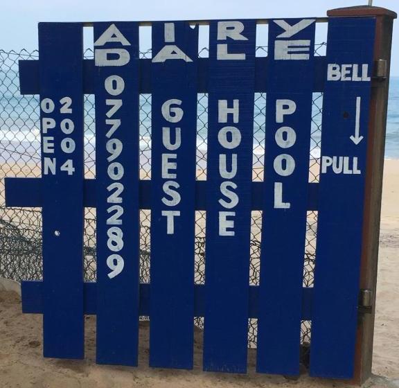 פנסיון Airy Dale Villa And Guesthouse