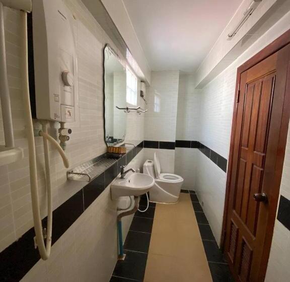 פנסיון Avocado Guesthouse