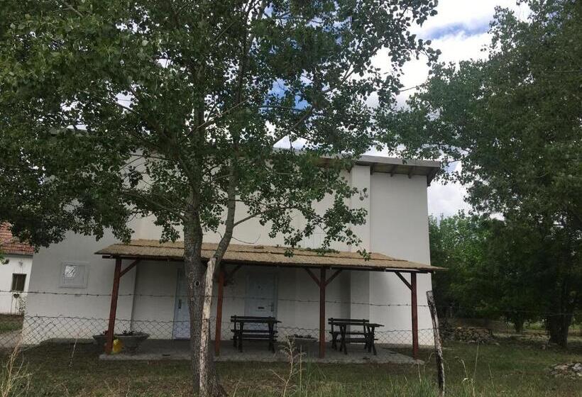 پانسیون Casa Bella & Nova