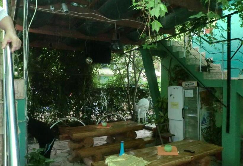 פנסיון Casa Silvia