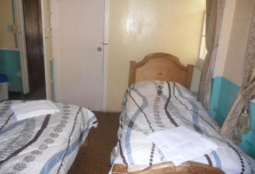 פנסיון Coconut Paradise Lodge