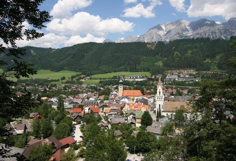 Пансион Gästehaus Pilz Schladming