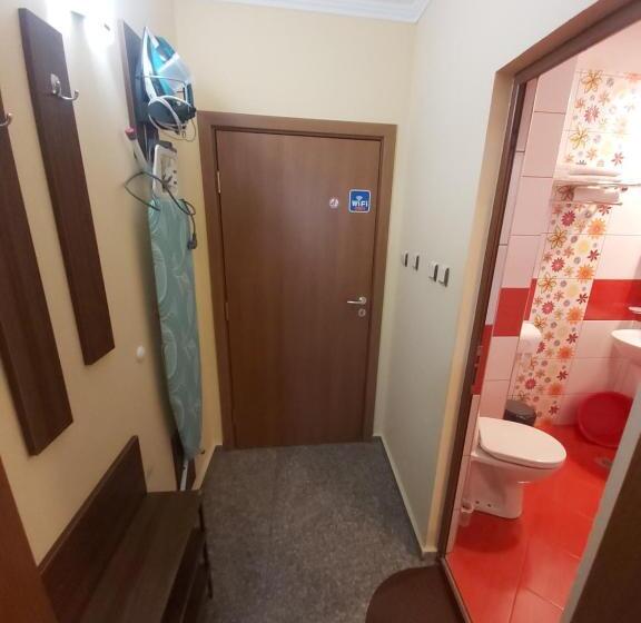 ペンション Guest House Skalite