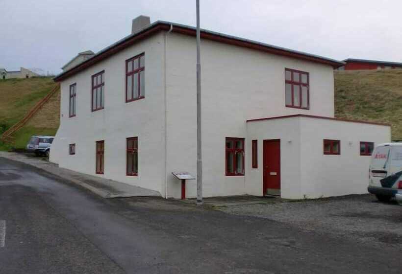 پانسیون Guesthouse Tilraun