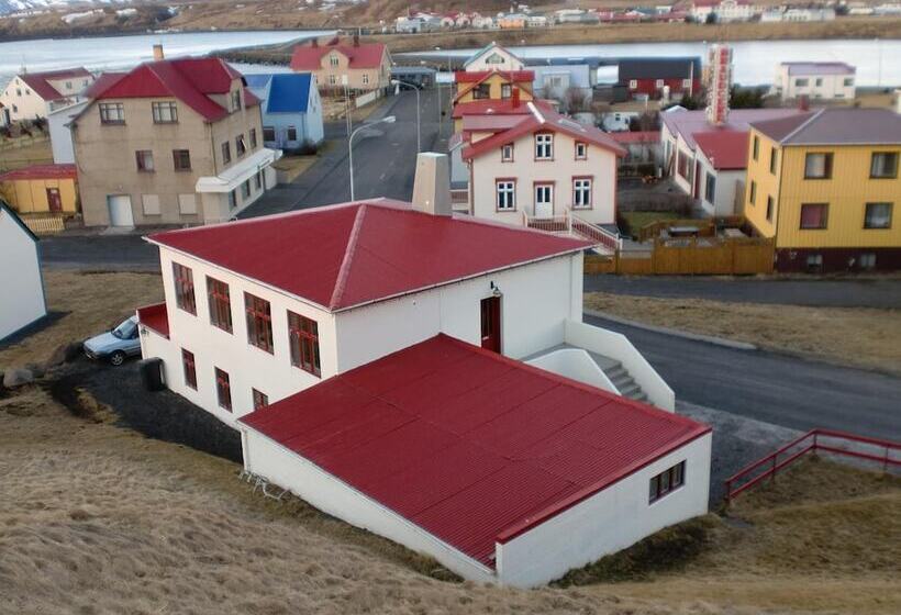 پانسیون Guesthouse Tilraun