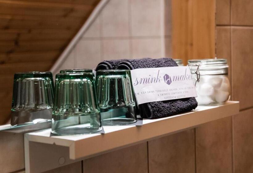 ペンション Hetényi Apartmanház és Birtok