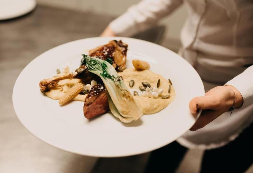 ペンション Hetényi Apartmanház és Birtok