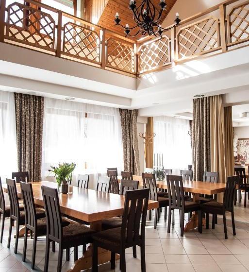 ペンション Hetényi Apartmanház és Birtok