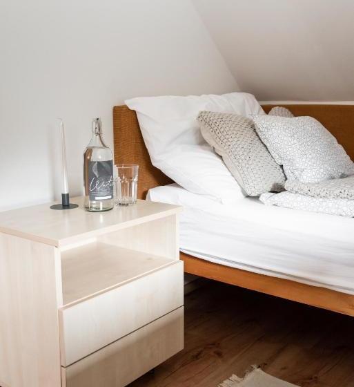 ペンション Hetényi Apartmanház és Birtok