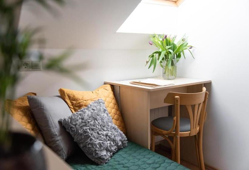 ペンション Hetényi Apartmanház és Birtok