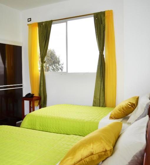 פנסיון Isla Azul