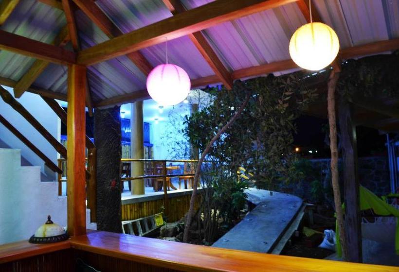 פנסיון Isla Azul