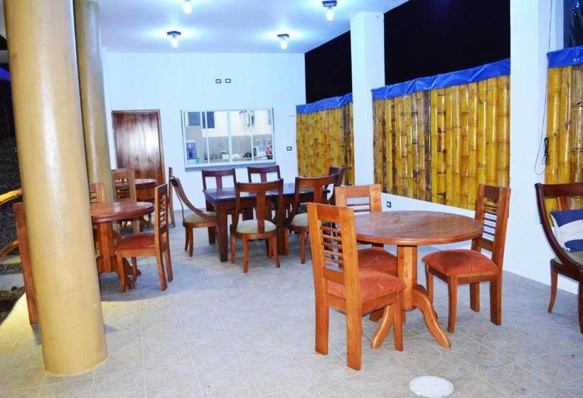 פנסיון Isla Azul