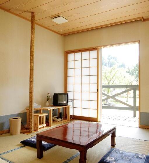 بنسيون Katakuri No Yado