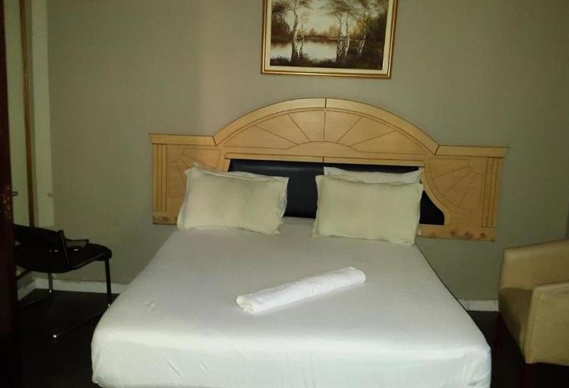 بنسيون Legacy Guest Lodge