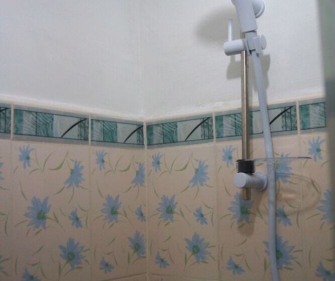 פנסיון Madie S Place