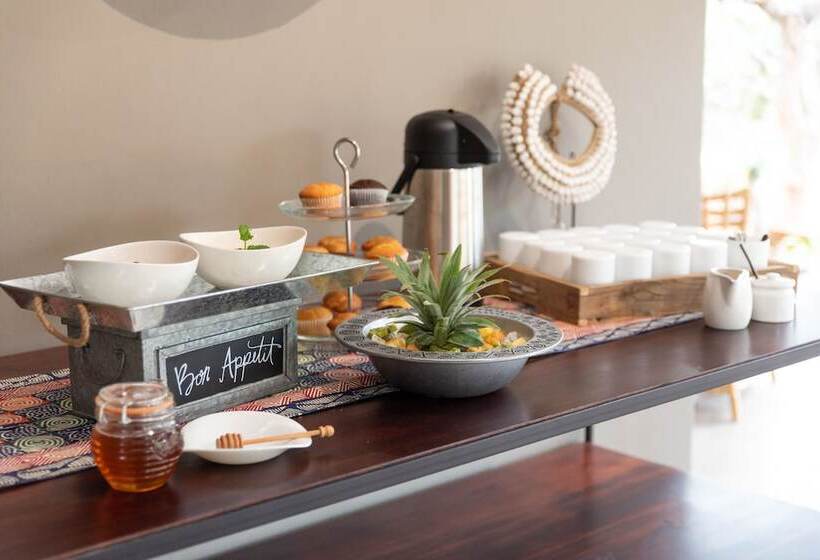 بنسيون Nyaleti Lodge