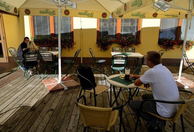 膳宿费 Penzion Agrothermal