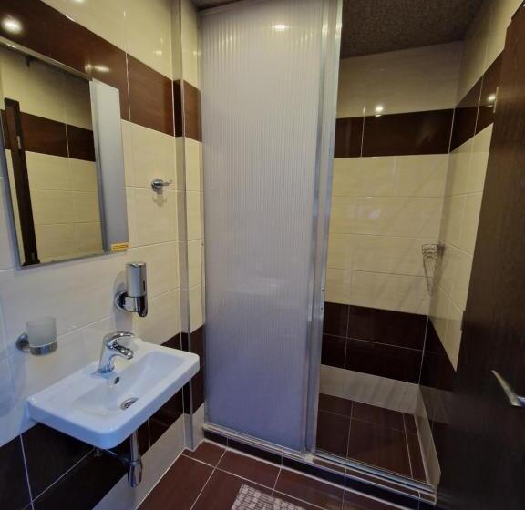 ペンション Penzion škorpión