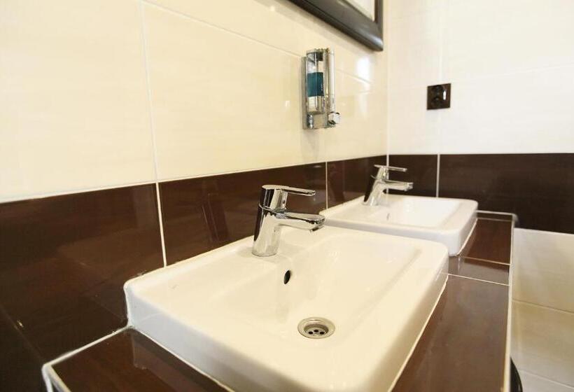 ペンション Penzion škorpión