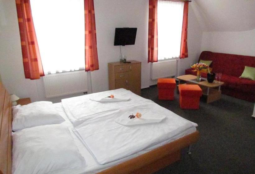 ペンション Penzion Oregano Třeboň