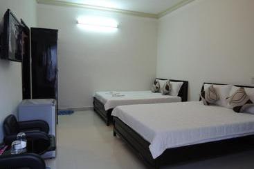 پانسیون Phuong Tay Guest House