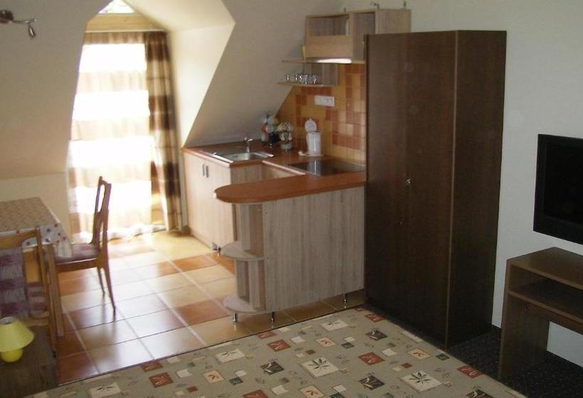 פנסיון Pálma Apartmanház Harkány