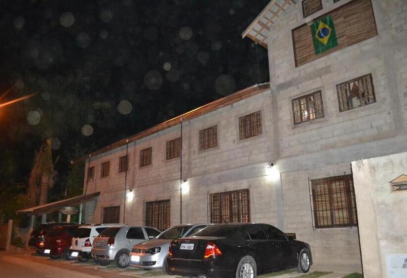 펜션 Pousada Rota Dos Pássaros