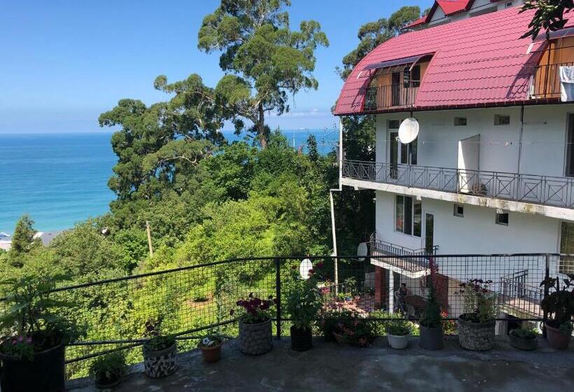 پانسیون Sanni Guest House