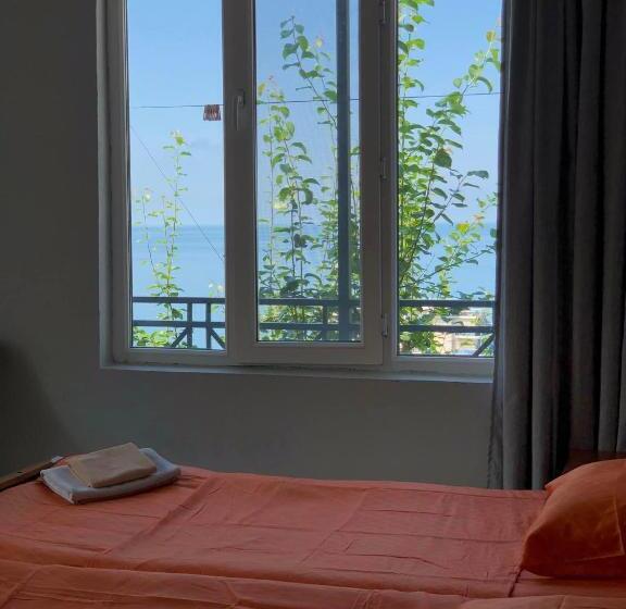 پانسیون Sanni Guest House