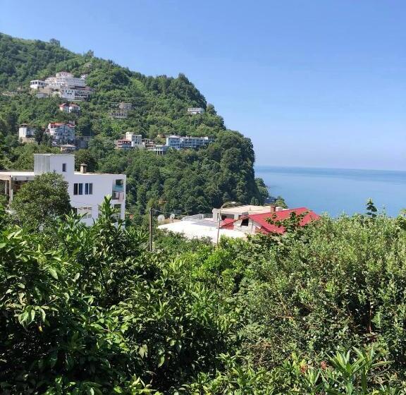 پانسیون Sanni Guest House