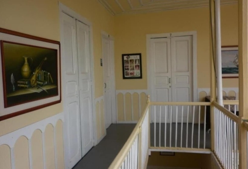 پانسیون Santa Juana