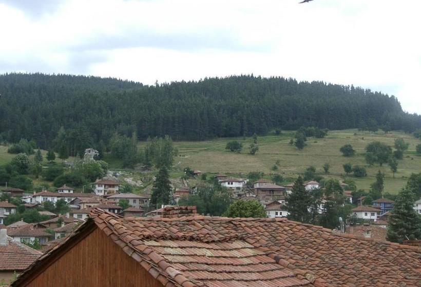 Пансион Sarafova Guest House