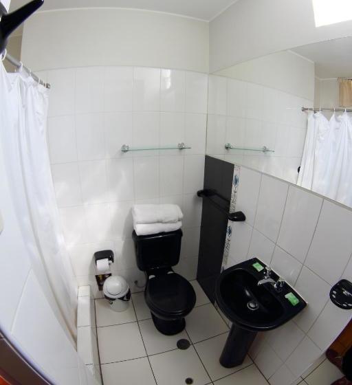 פנסיון Takora Inn