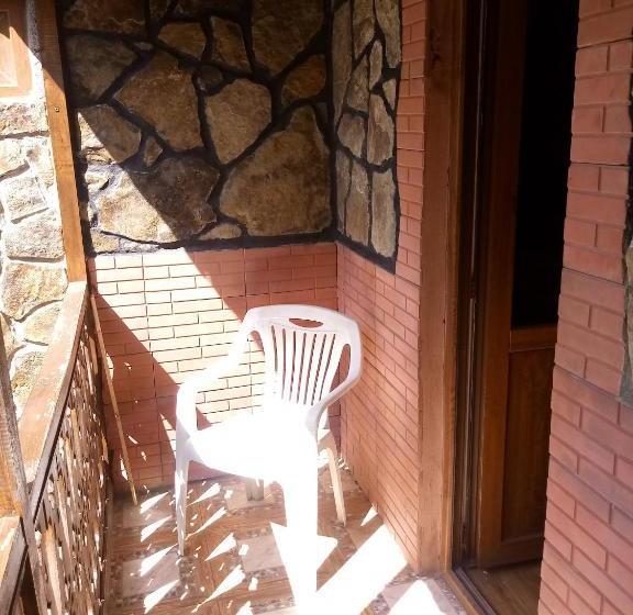 پانسیون Tamar Guest House