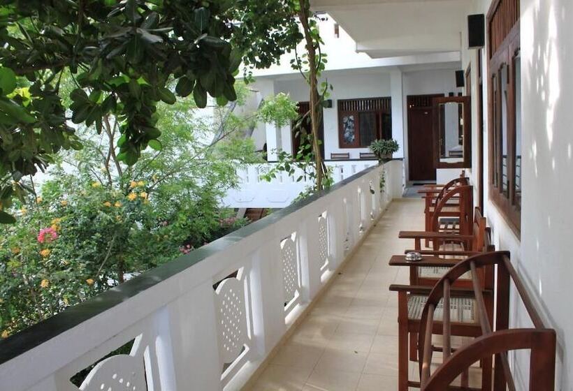 بنسيون Unawatuna Beach Bungalow