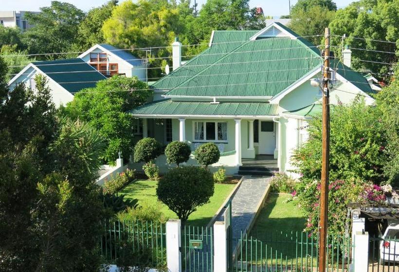 ペンション Villa Ora Guesthouse