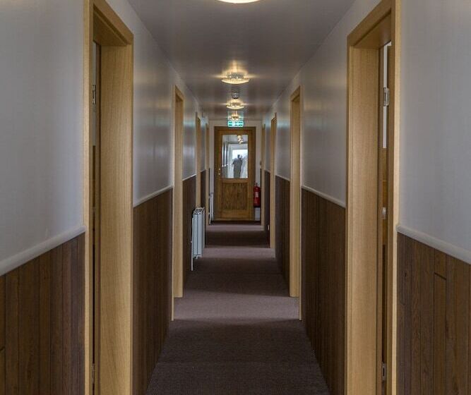 پانسیون Vogar Travel Service