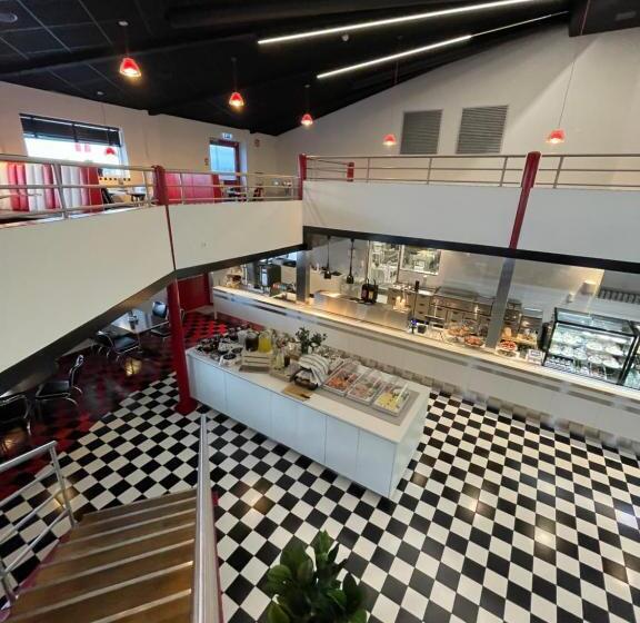 הוסטל Rasta Bromölla