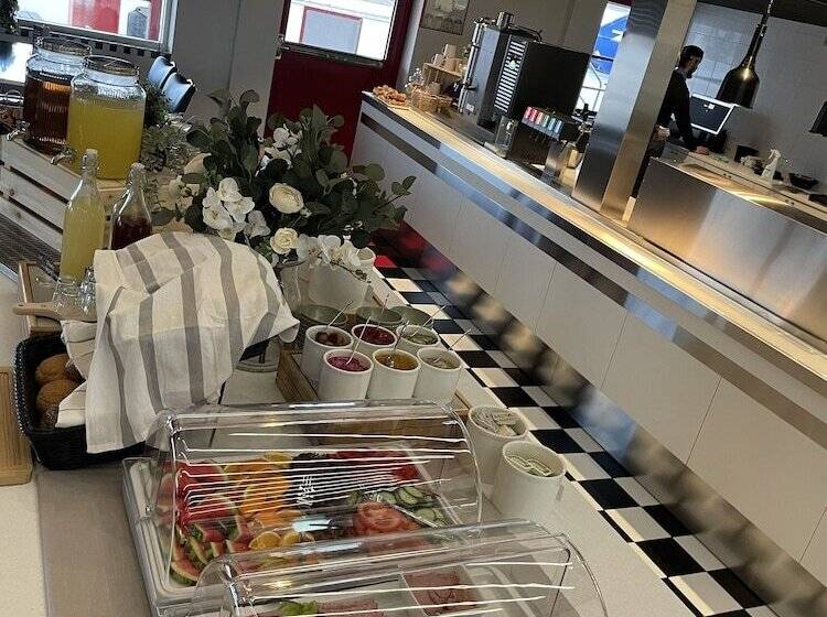 הוסטל Rasta Bromölla