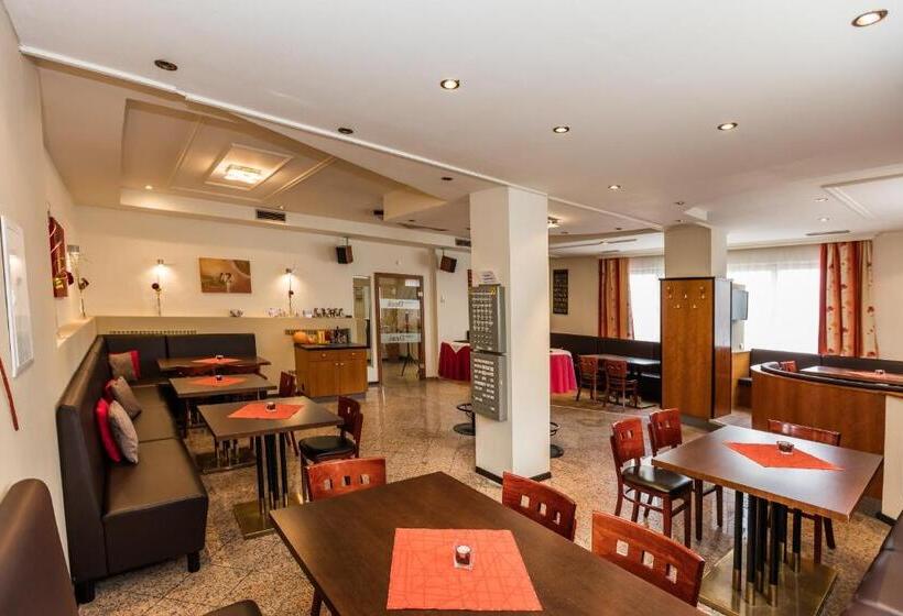 旅馆 Denk Bed & Breakfast