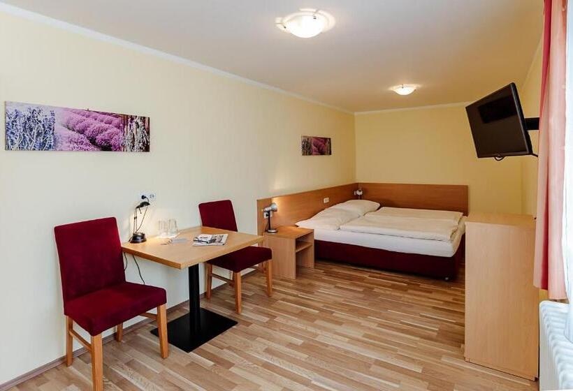 旅馆 Denk Bed & Breakfast